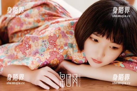 果团网 - 黄歆苑夏日合集：你能想象她在沙滩的样子吗？别想多了！