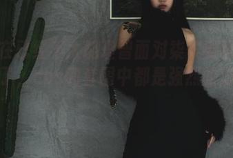 我现在已经不太能理智面对柒柒要乖哦的豹纹了，cos和套图中都是强烈的对决感！