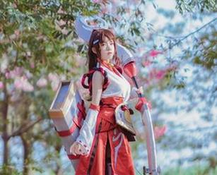 轻松驾驭：桜桃喵的私房白金合集，典雅又不乏趣味哦。