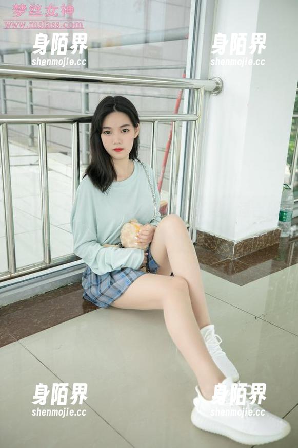 梦丝女神-魏婷婷 梦丝女神 - 魏婷婷的黑袜新姿势,适合所有好奇心旺盛的你!