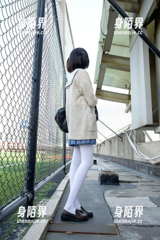 于细节中见真章，森萝财团的写真NO.050又让人陷入了沉思。