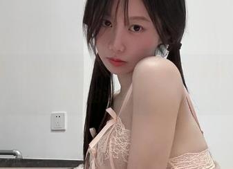微密圈 – 美图开启，火龙果羊将纯白变成了一种身体的诗意徘徊。