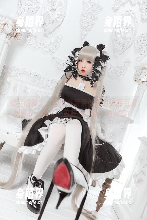 欲望的夏天：猫田圣奈奈的爱宕泳装与套图分享，进入“好想去游泳”的状态！