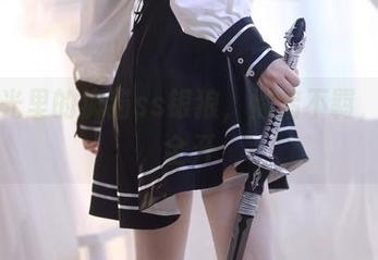 无圣光里的疯猫ss银狼，情绪不羁，气场全开