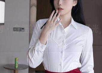 秀人网 – 俞漫的旗袍图集—无圣光，要光只要俞漫！