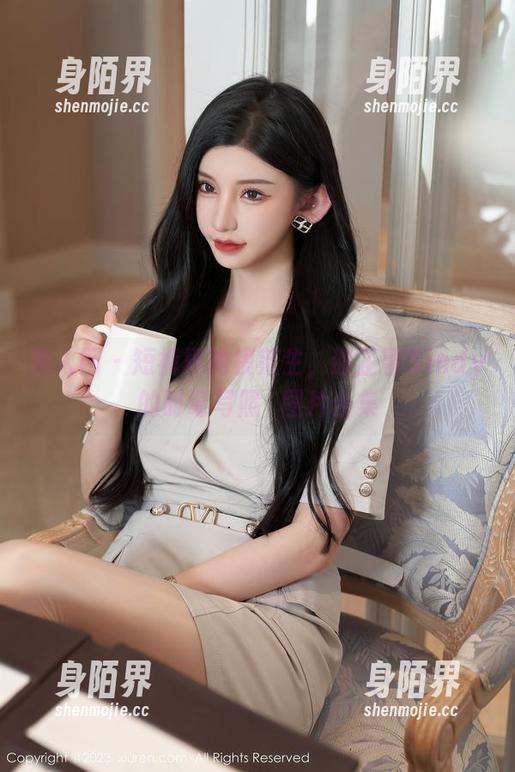 秀人网 - 短裤界的模范生，谢芷馨Sindy的时髦写照│图片合集