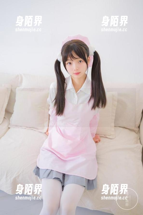 稚乖画册 - 赤西夜夜的白色，来吧，分享原图，旁边的朋友一脸懵，是我看得有问题吗？