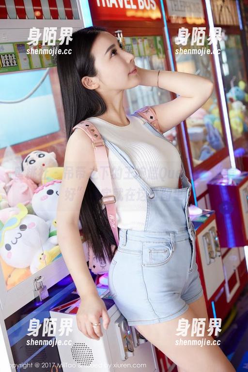 蜜桃社-王婉悠Queen 蜜桃社 - 吊带之下的王婉悠Queen:“美好”其实就在这套图里