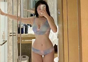 微密圈 – 让我想起了秋天的落叶，铁锤姐姐与毛衣写真。