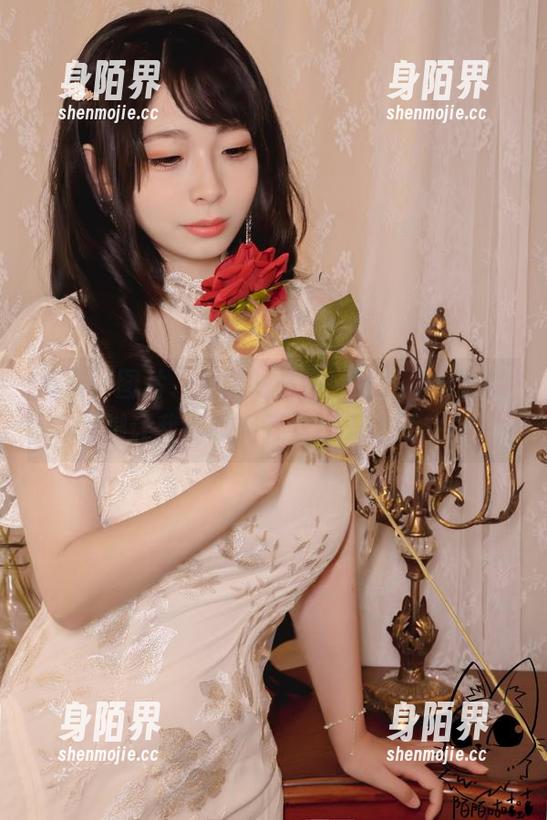 高清、图片、陌陌咕咕咕，这三者结合的美脚让我的脑洞开到今天还没关！
