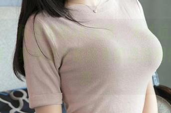 青豆客 – 何晨曦的JK高清，无法抗拒的下载诱惑，真希望今晚能多留点时间慢慢欣赏