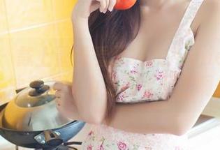 青豆客 – 戴上墨镜看子纯儿Annie的原图，油亮得以为是在水面上啊。