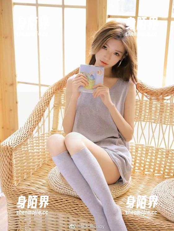 微密圈 - 试想一下，黎允熙baby穿上套装后的自信指数，原图：7，套图：55！你能信？