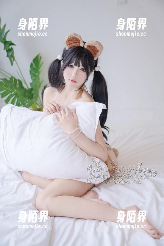黏黏团子兔的美图记录，一直在追逐姐姐的身影。